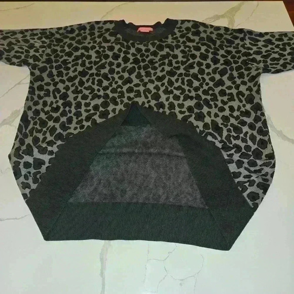 Isaac Mizrahi Womens Crewneck Leopard Black Gray Sweater Size XXL - Picture 7 of 10